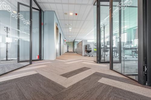 Commercial office janitorial cleaning in Middletown OH
